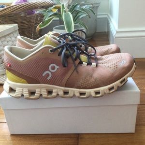 👟On Cloud Cloud X ☁️